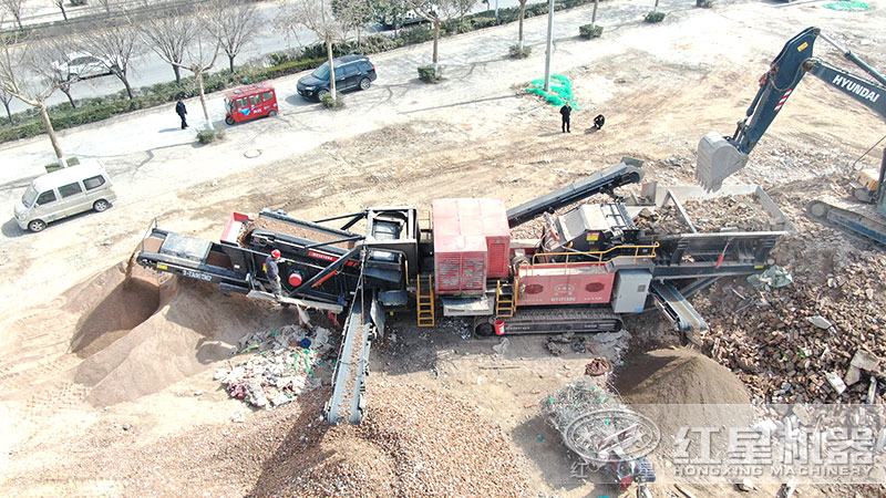 混凝土粉碎作業(yè)現(xiàn)場(chǎng) 混凝土粉碎作業(yè)現(xiàn)場(chǎng)