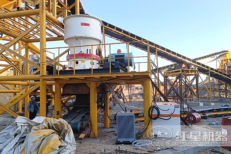 時(shí)產(chǎn)量200噸花崗巖碎石生產(chǎn)線搭建現(xiàn)場(chǎng) 時(shí)產(chǎn)量200噸花崗巖碎石生產(chǎn)線搭建現(xiàn)場(chǎng)