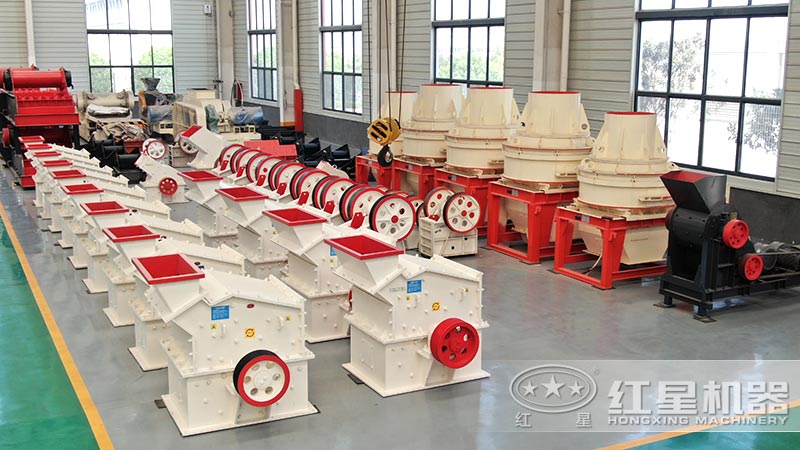 細(xì)碎機(jī)等其他小型打沙機(jī)車間展示 細(xì)碎機(jī)等其他小型打沙機(jī)車間展示