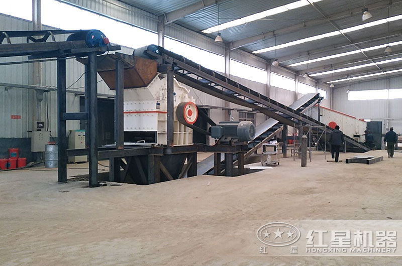 細碎制砂機工作現(xiàn)場圖片 細碎制砂機工作現(xiàn)場圖片