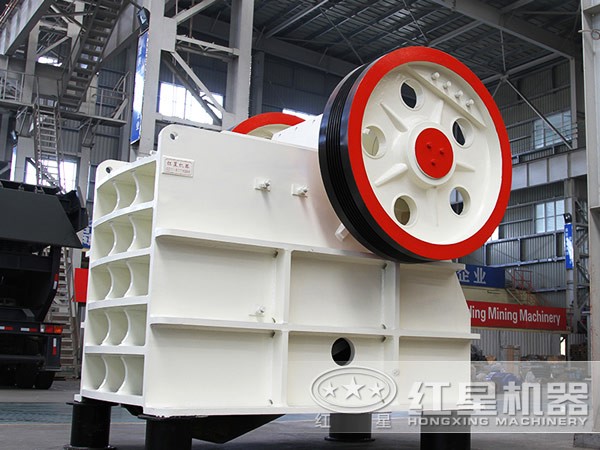 細(xì)碎型顎式破碎機(jī) 細(xì)碎型顎式破碎機(jī)