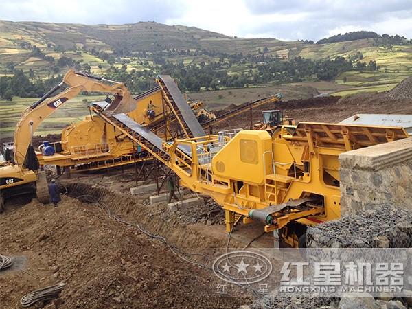 可開到施工場地的流動(dòng)式青石磕石子機(jī) 可開到施工場地的流動(dòng)式青石磕石子機(jī)