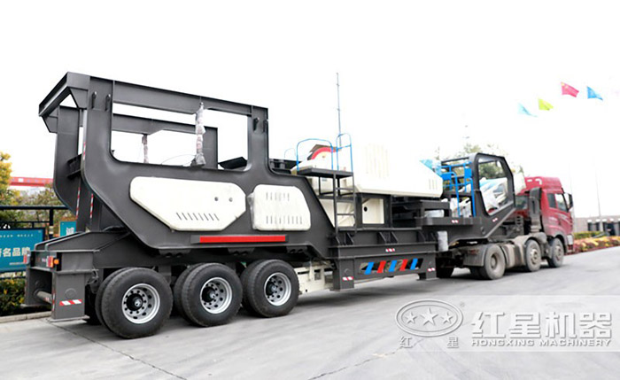 移動(dòng)式破碎機(jī)搭載車頭就能走 移動(dòng)式破碎機(jī)搭載車頭就能走