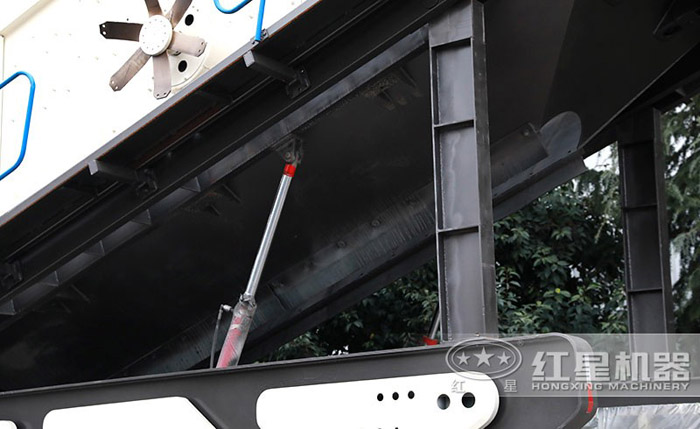 移動(dòng)制砂機(jī)鵝卵石自動(dòng)伸縮桿 移動(dòng)制砂機(jī)鵝卵石自動(dòng)伸縮桿