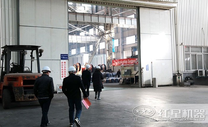 用戶到廠車(chē)間參觀 用戶到廠車(chē)間參觀