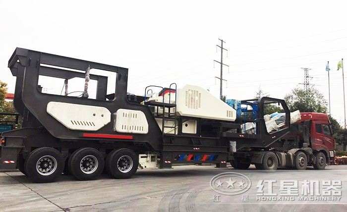 移動式石子破碎機發(fā)貨 移動式石子破碎機發(fā)貨