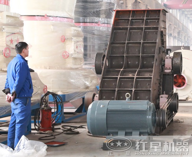 雙級(jí)粉碎機(jī)，安裝完畢