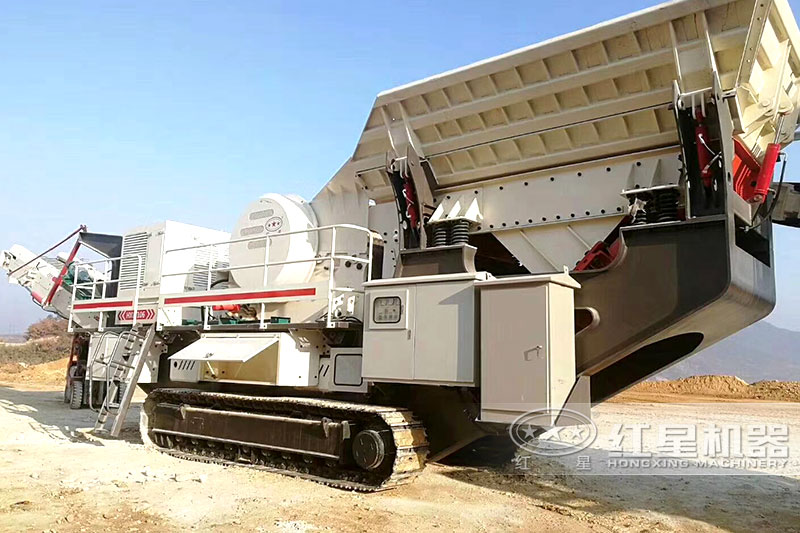 移動顎破+給料機，生產現(xiàn)場