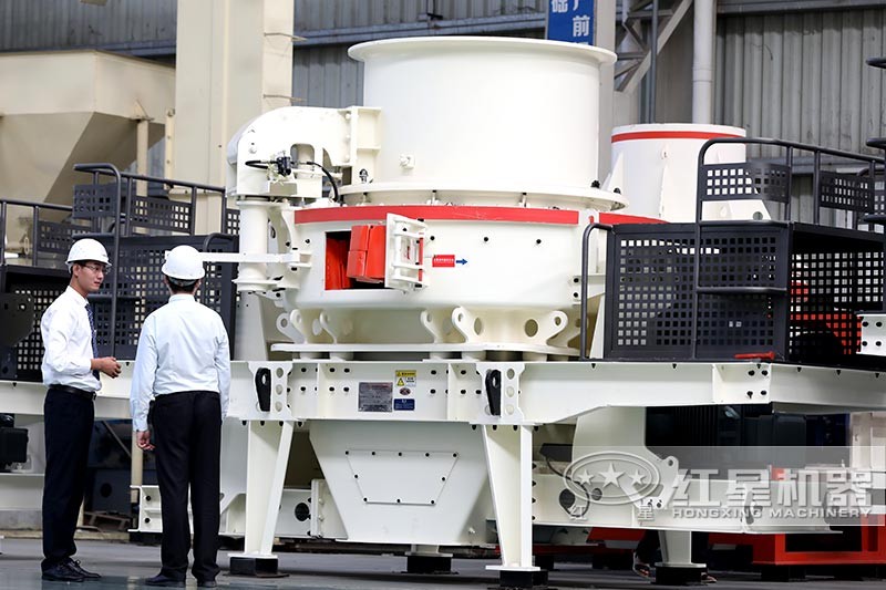 一對一為客戶講解設備，可按照客戶需求定制設備