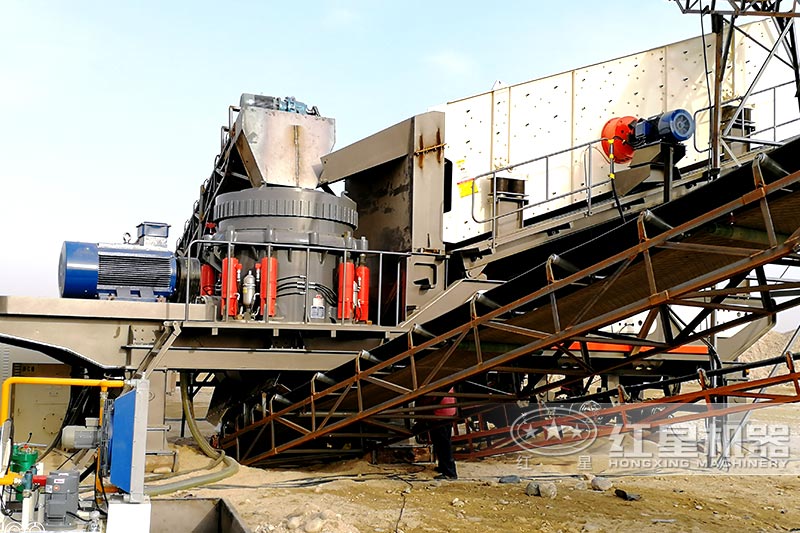 流動碎石機現(xiàn)場近景，可安排就近現(xiàn)場考察