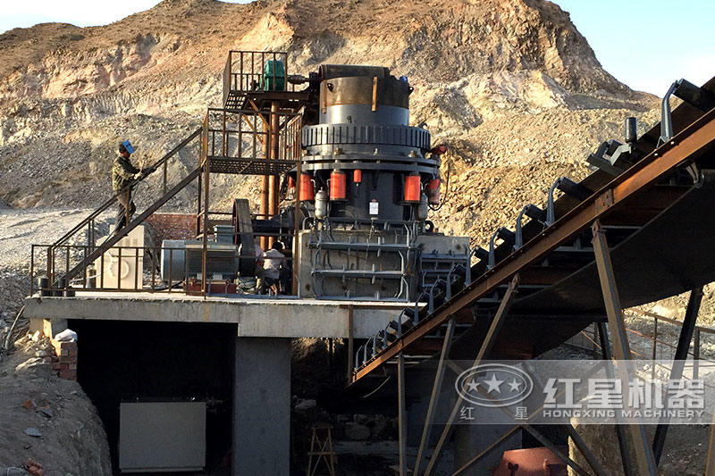 圓錐破碎機(jī)現(xiàn)場(chǎng)近景，可安排就近現(xiàn)場(chǎng)考察