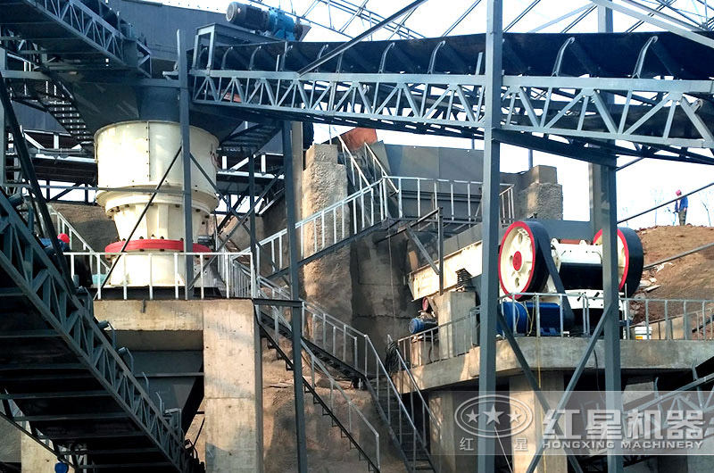 小型破碎機(jī)多種組合搭配方式，高產(chǎn)高收益