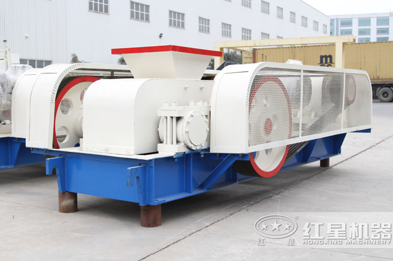 對輥式破碎機(jī)可處理含8%水分物料，不堵塞