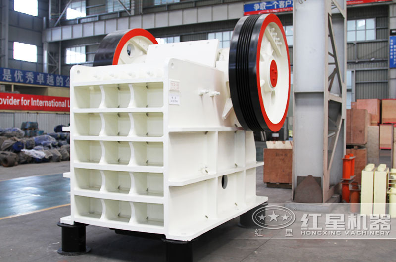 粗碎鄂式破碎機(jī)，出料范圍10mm以上