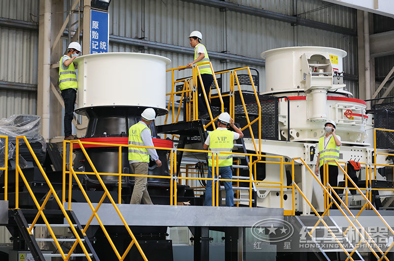 客戶(hù)來(lái)廠考察設(shè)備